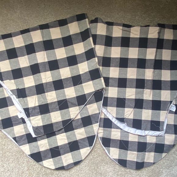 Country Curtains Other - Sold @ sale! Farmhouse, 2- Buffalo Check Austrian Valences